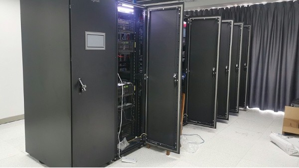 弱電機(jī)房改造